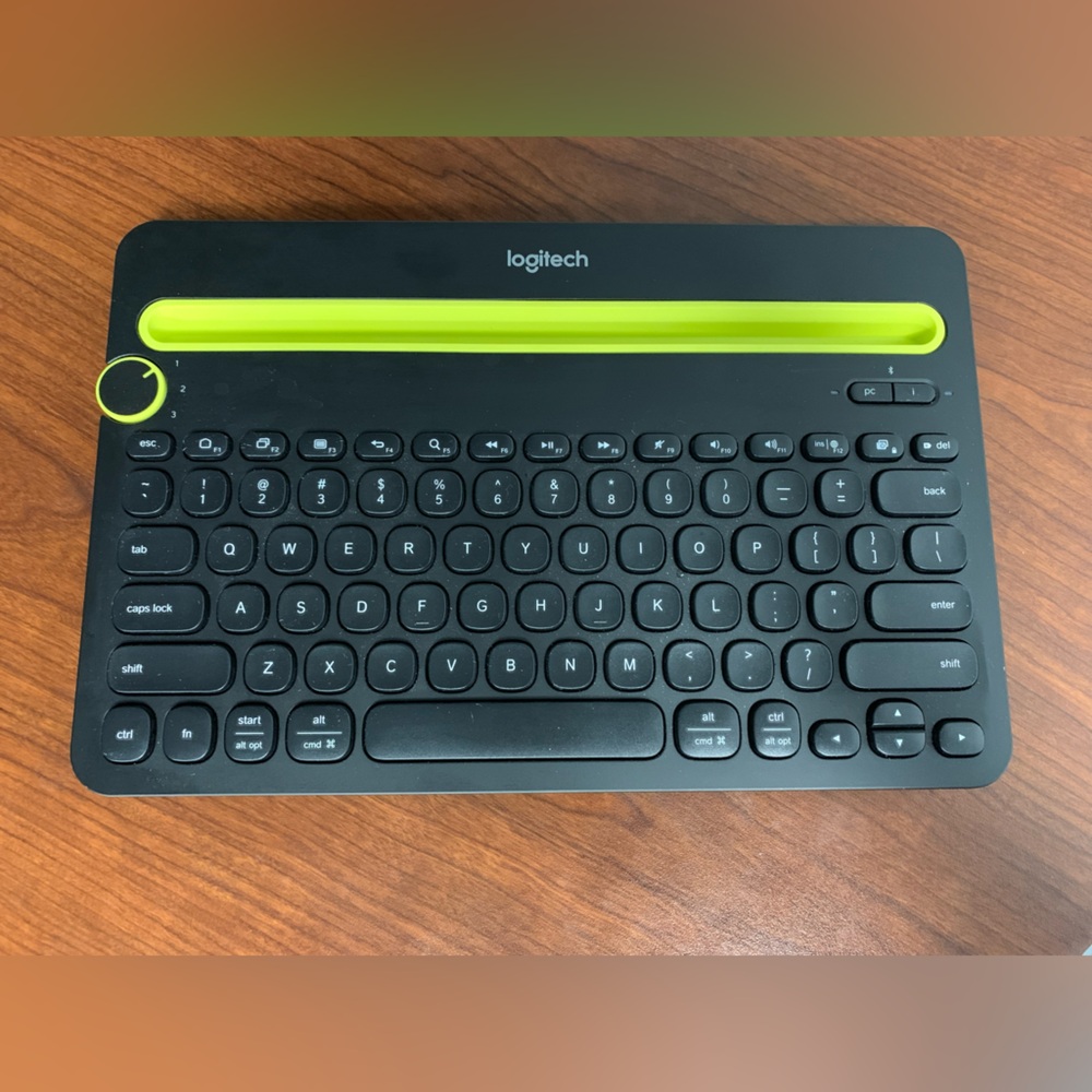 Logitech Wireless Keyboard with Lime Accent